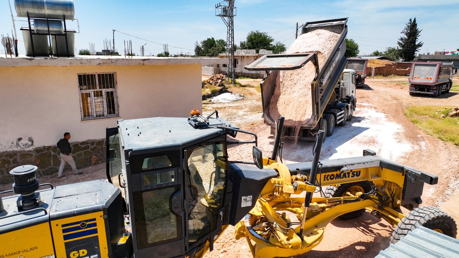 Harran'da Kırsal Mahallelerde Asfalt Hazırlığı Başladı