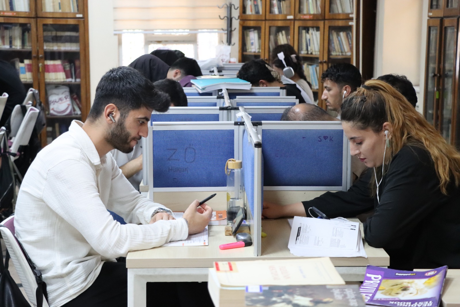 Şanlıurfa Büyükşehir Belediyesi Kütüphaneleri Yks Adaylarının Gözdesi Oldu