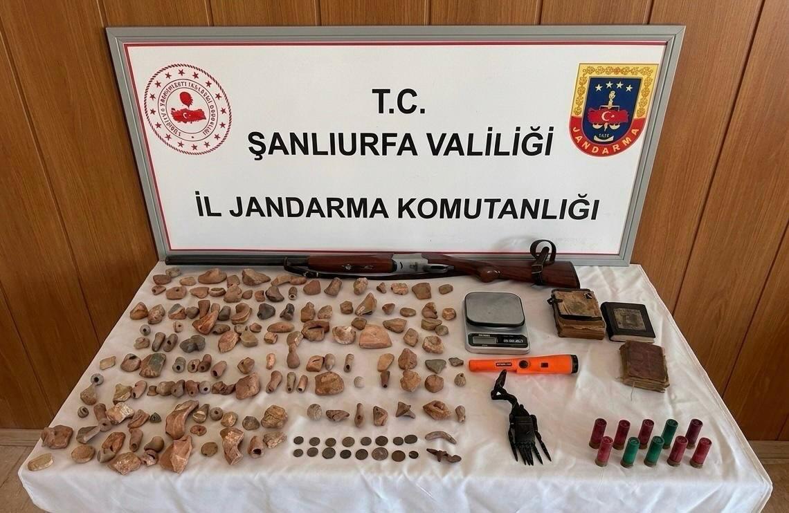 Şanlıurfa’da Kaçak Tarihi Eser Operasyonu
