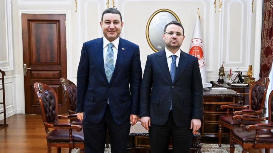 Özyavuz Adalet Bakanı Akın Gürlek'i ziyaret etti