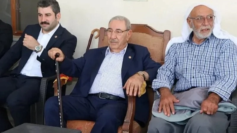 84 Yaşında Bir Siyaset Efsanesi