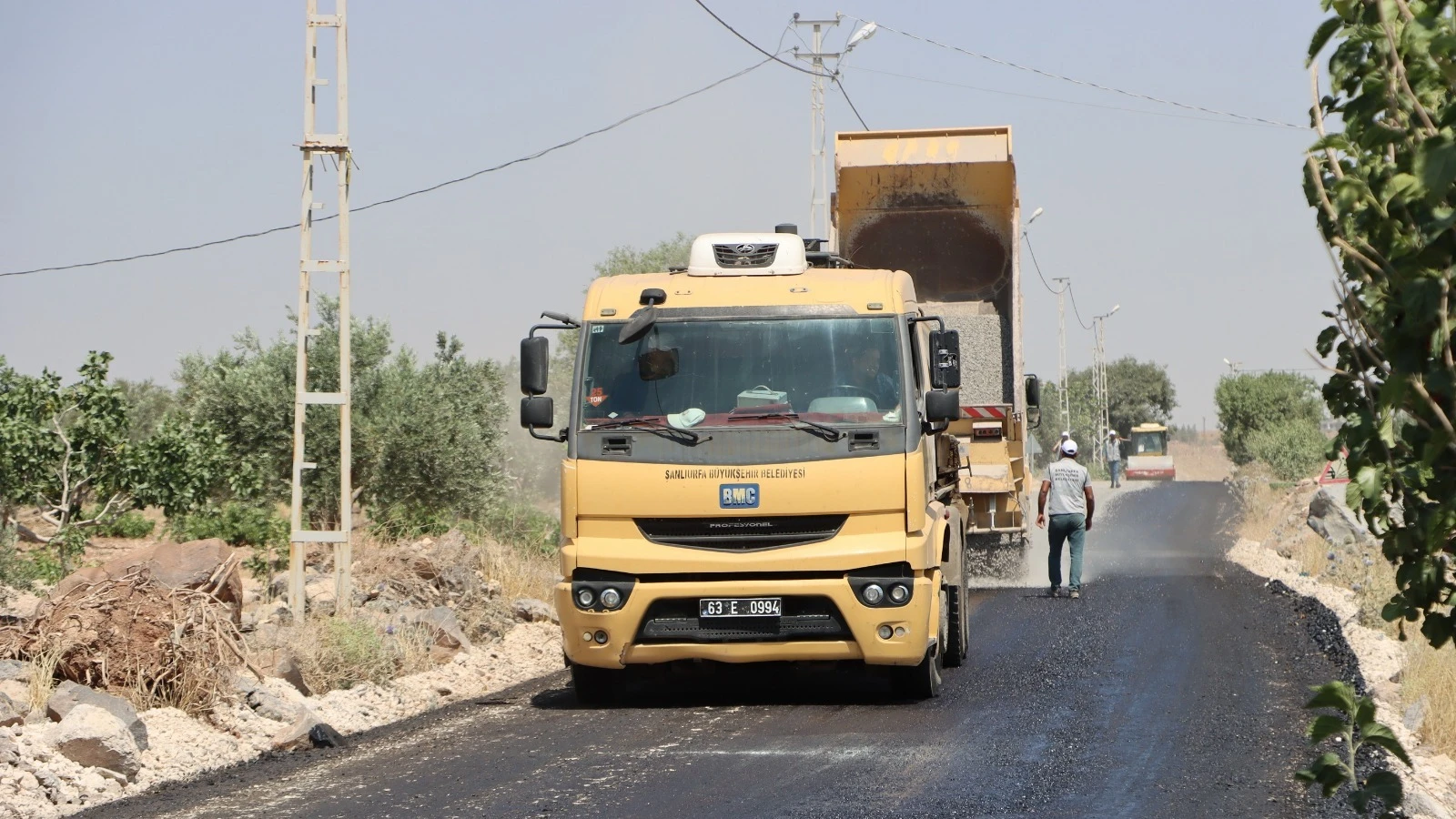 Karaköprü’nün kırsal yolları yenileniyor