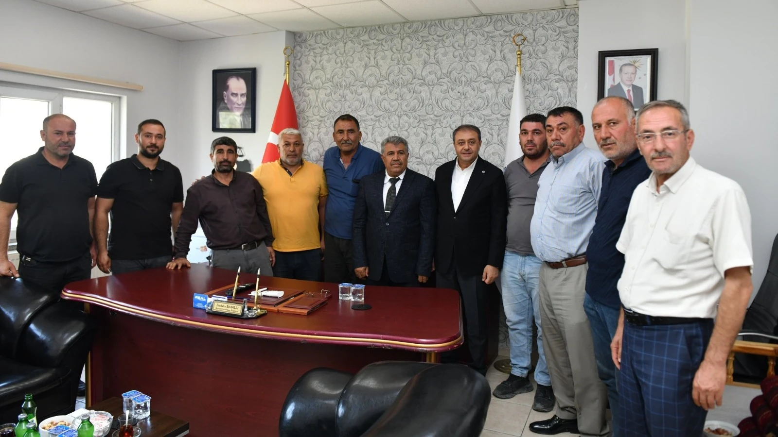 Vali Şıldak meslek odası ziyaretlerini sürdürüyor