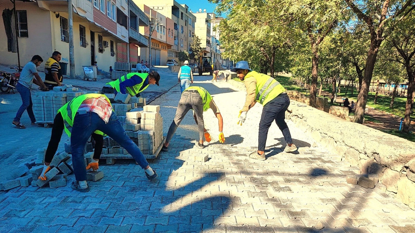 Eyyübiye yolları için kalıcı çözümler uygulanıyor