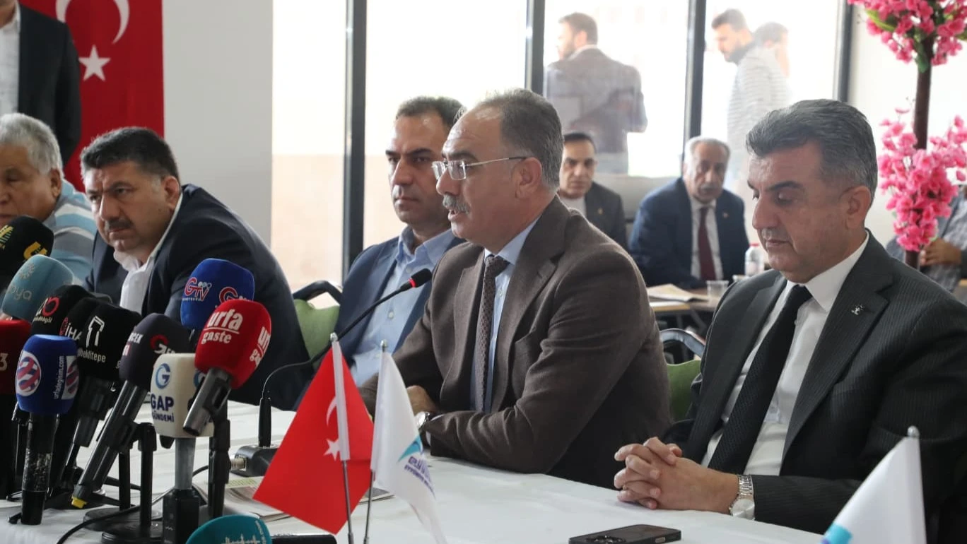 Başkan Kuş yeni projeleri basına tanıttı
