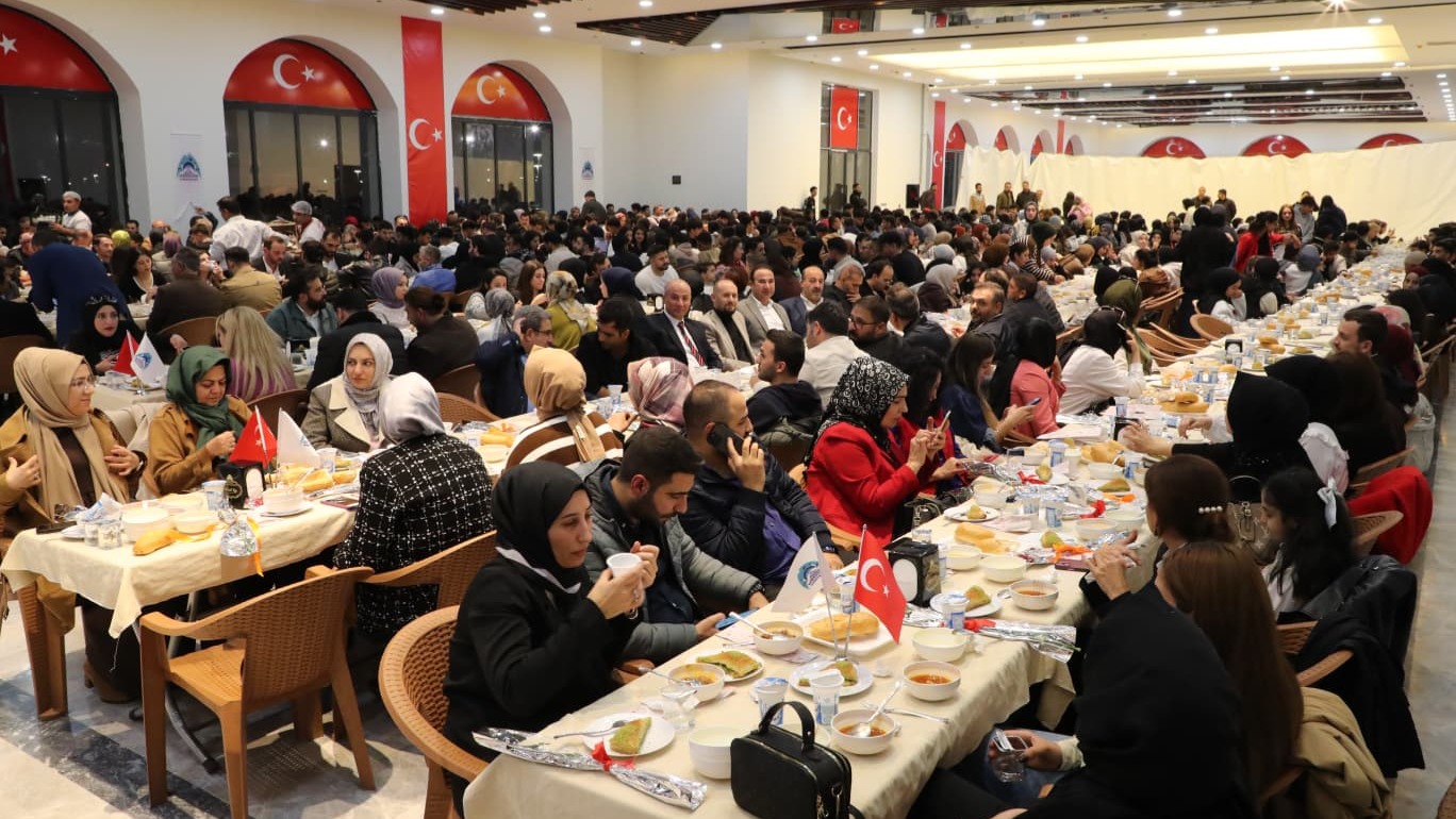 Eyyübiye’nin öğretmenleri millet bahçesinde buluştu