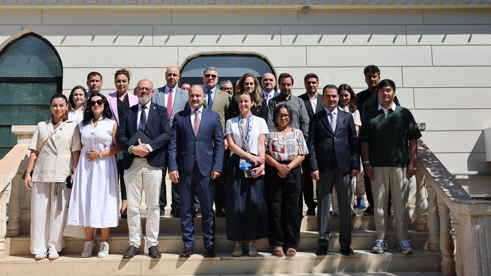 BAŞKAN GÜLPINAR, COP31 GENÇLİK İKLİM ŞAMPİYONU’NU ŞANLIURFA’DA AĞIRLADI