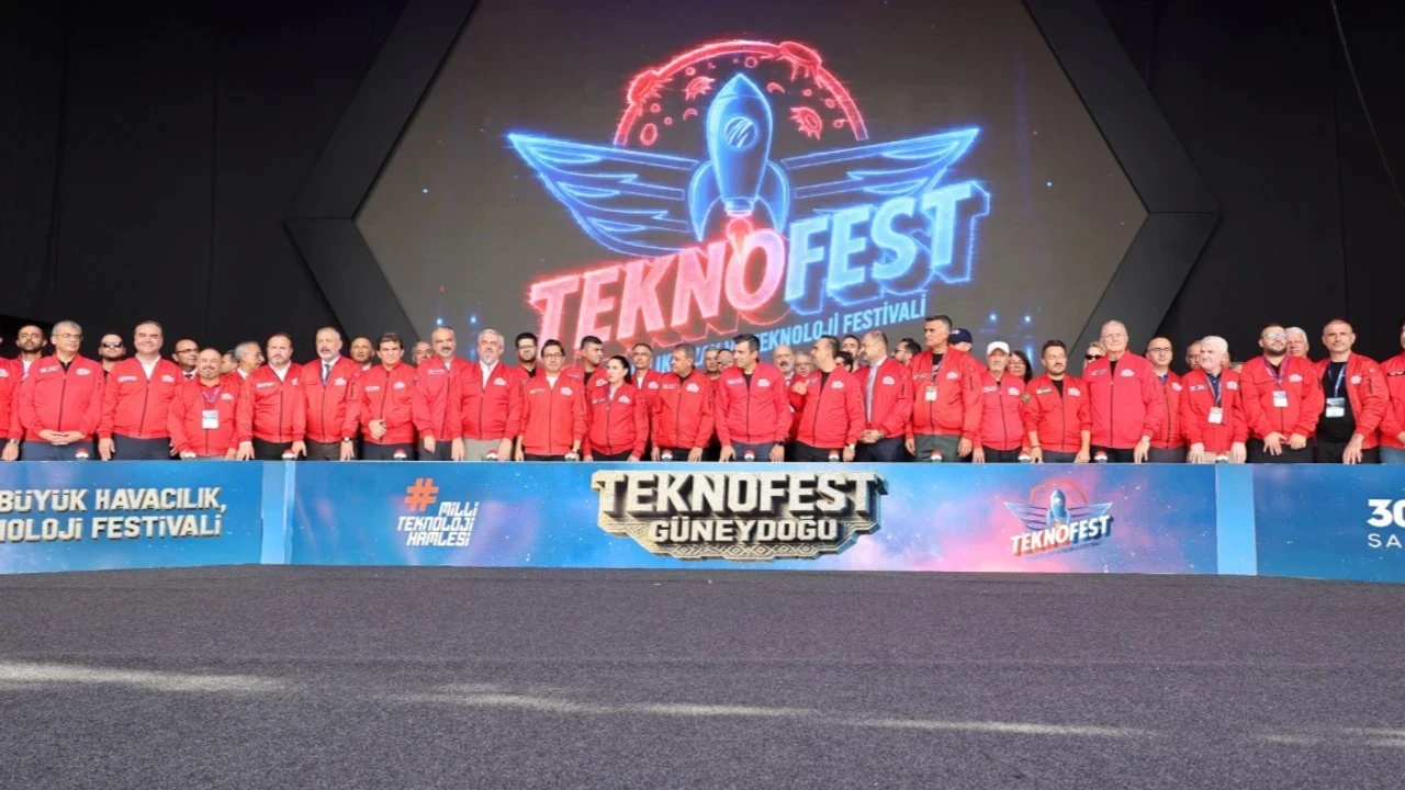 Şanlıurfa’da Teknoloji Şöleni! Bayraktar’dan mesaj