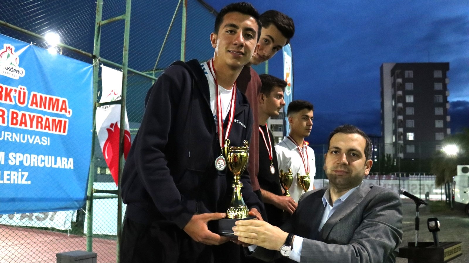 Şanlıurfa’da Ödüllü Tenis Turnuvası Finalle Sona Erdi