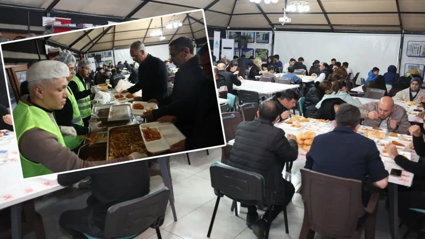 Eyyübiyeliler aynı sofrada aynı duada buluşuyor