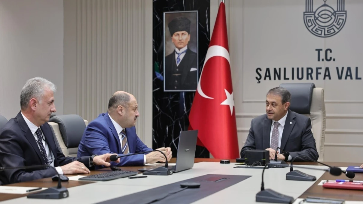 Vali Şıldak, Başkan Gülpınar’ı tebrik etti