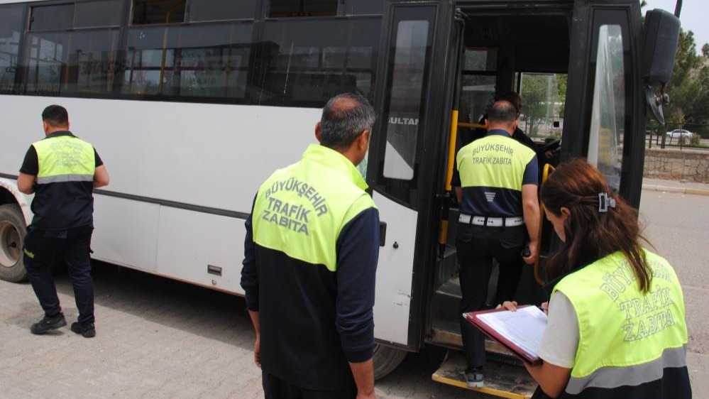 Şanlıurfa’da toplu taşıma araçları denetlendi