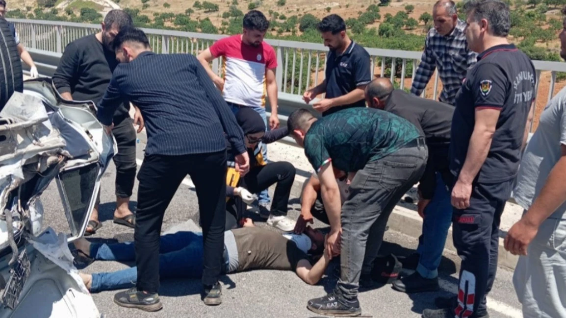 Şanlıurfa'da kurban kesimi sonrası kaza: 5 yaralı