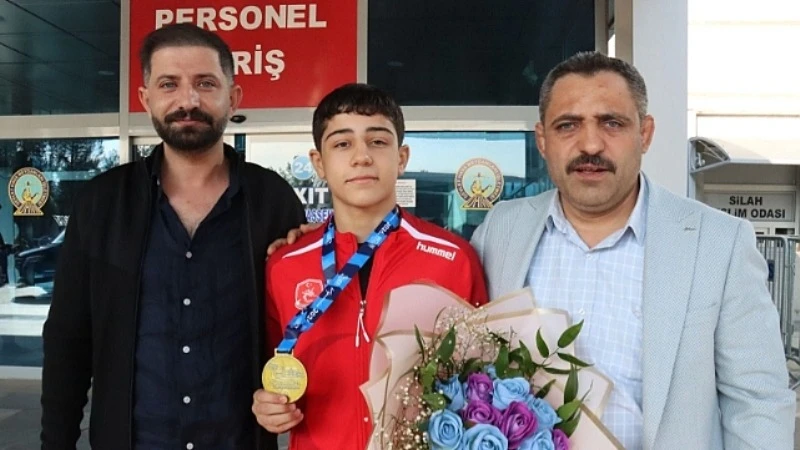 Balkan Şampiyonu Dedeoğlu, Şanlıurfa'da Gurur Yaşattı