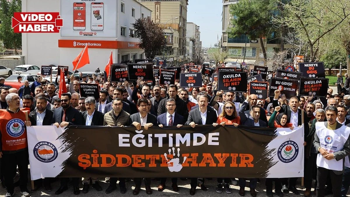 Şanlıurfa’da binler eğitimde 'şiddete dur' demek için yürüdü