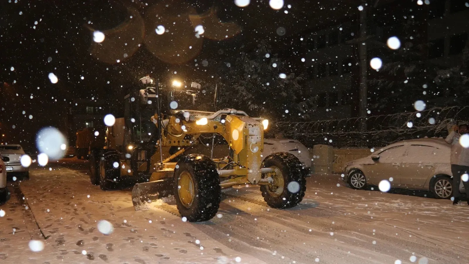 Haliliye Belediyesi ekipleri gece boyunca çalışma yaptı!