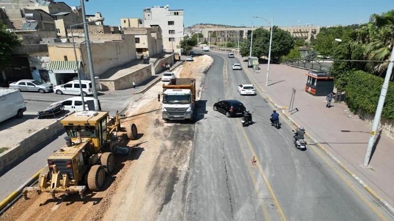 Haleplibahçe’de Asfalt Yenileme Çalışması Başladı