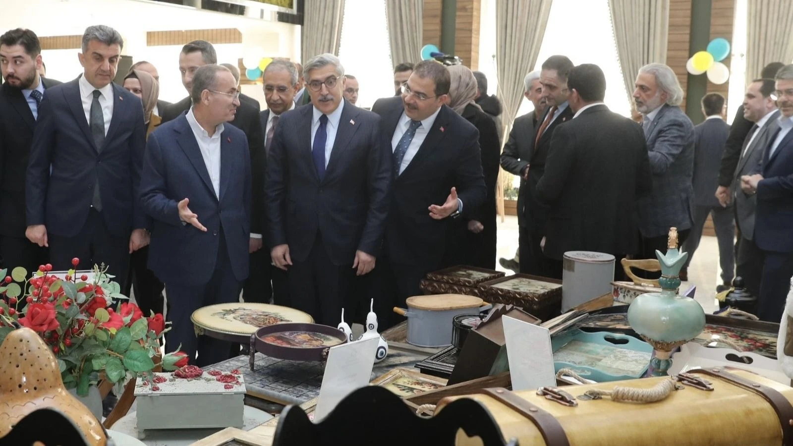 Haliliye’de 8 Mart’a özel el emeği sergisi açıldı