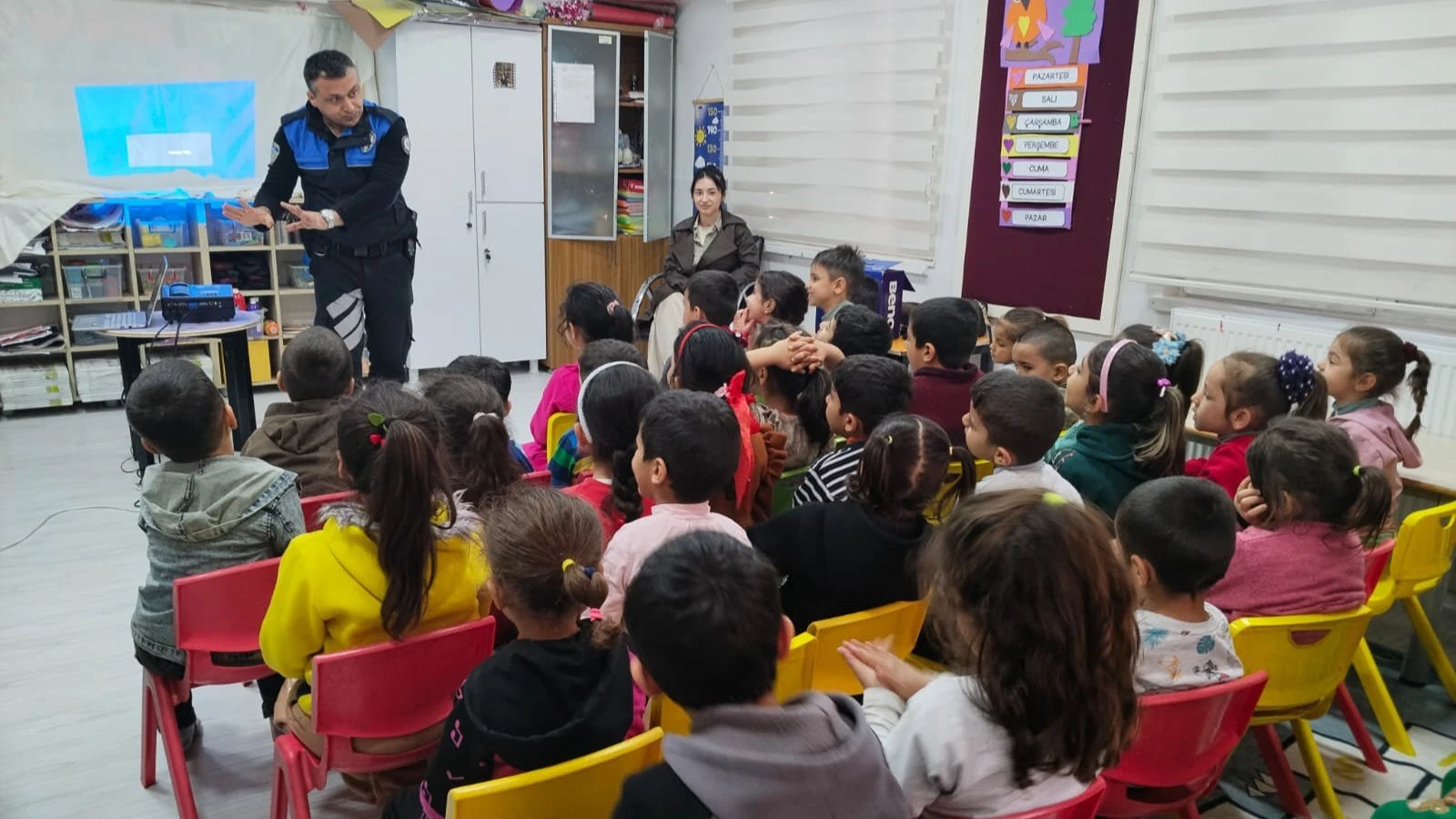 "Güvenli Gelecek, Temiz Toplum İçin El Ele"