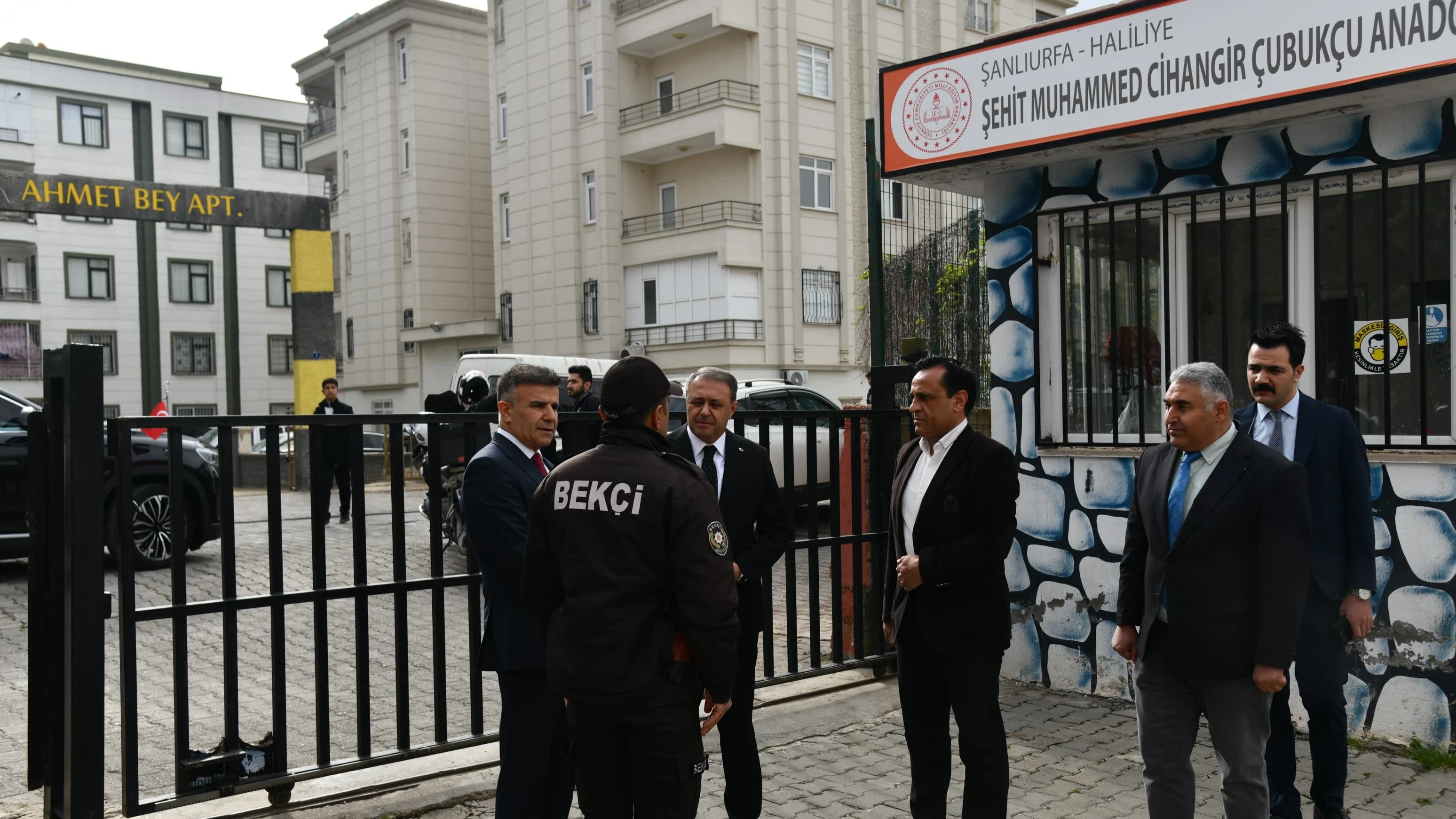 Şanlıurfa Valisi Hasan Şıldak’tan Okullara Ziyaret