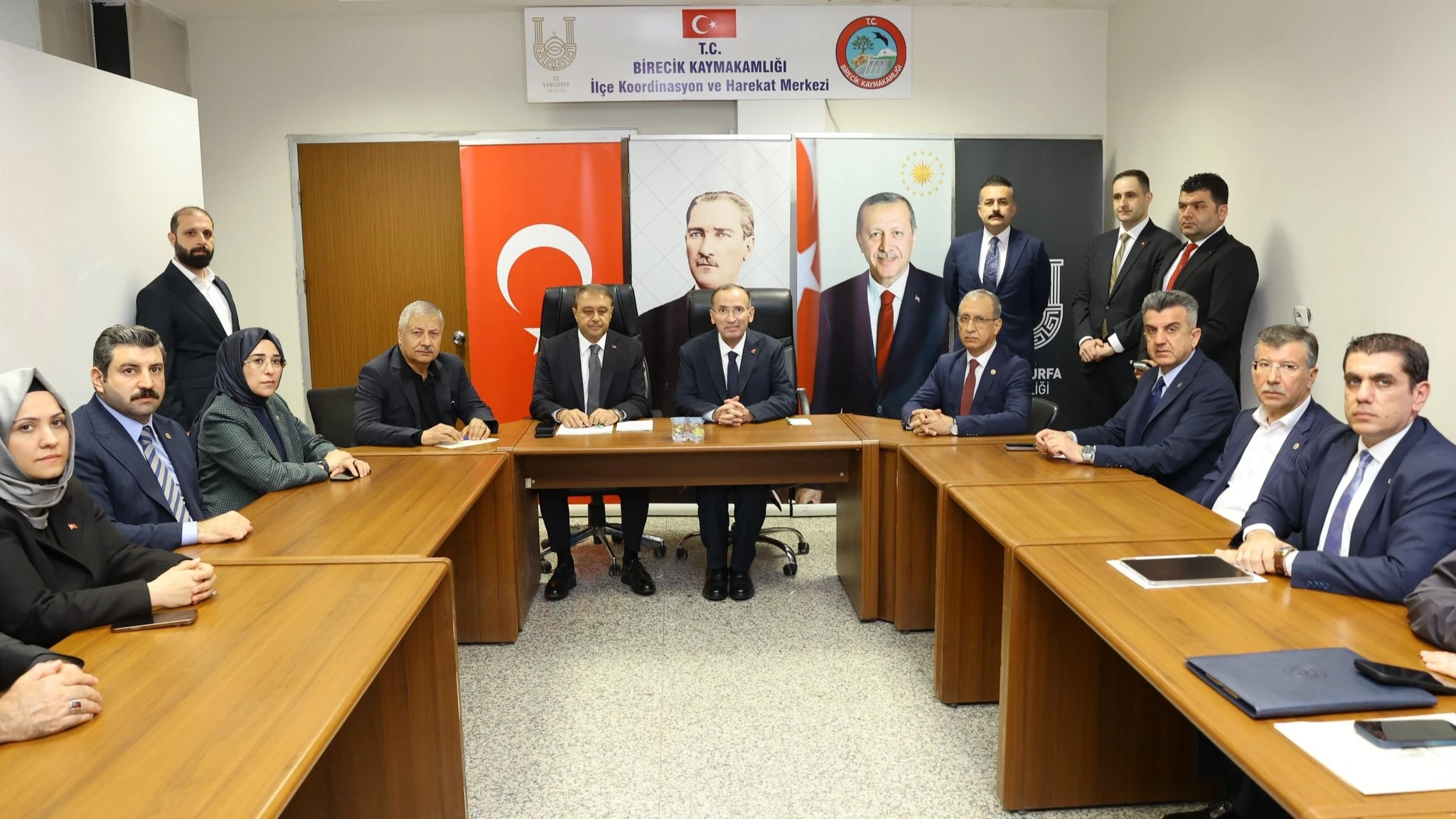 Birecik’teki Afet Sonrası Bozdağ’dan Kritik Toplantı