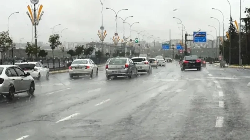 Meteorolojiden kuvvetli yağış ve rüzgar uyarısı
