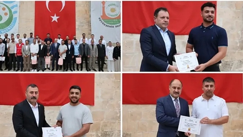 Şanlıurfa'da Liman Ayık Yaşam Derneği'nde 10. Mezuniyet Heyecanı