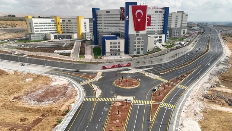 Şehir Hastanesi'ne Gidecekler Dikkat! Seferler Saat 13.00'te Başlıyor