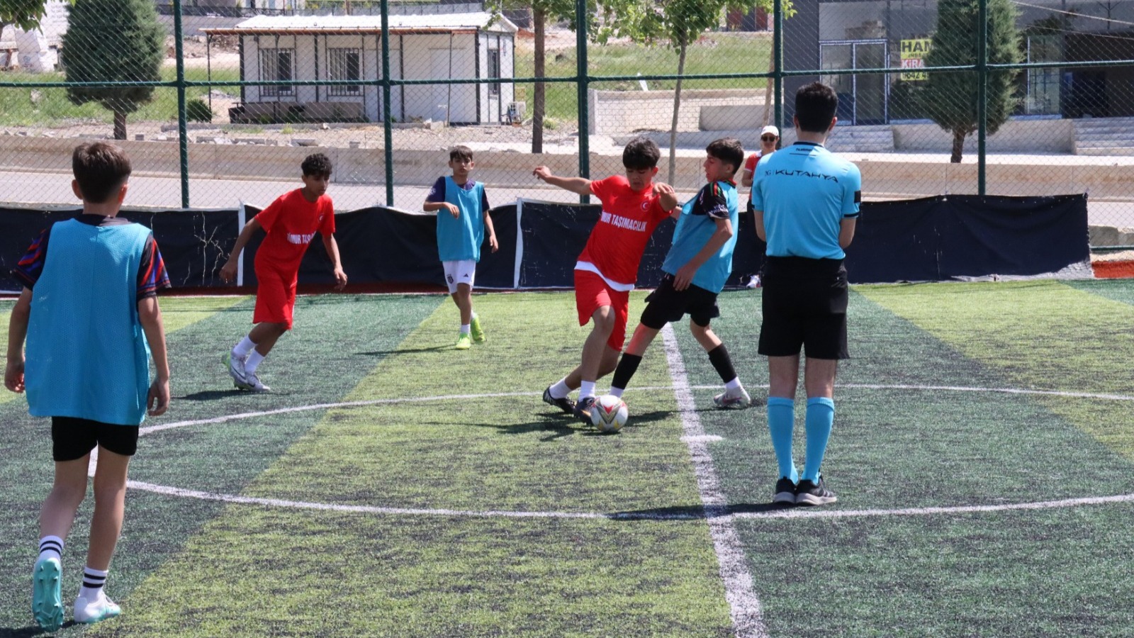 Büyükşehir’den Okullararası Futbol Turnuvası