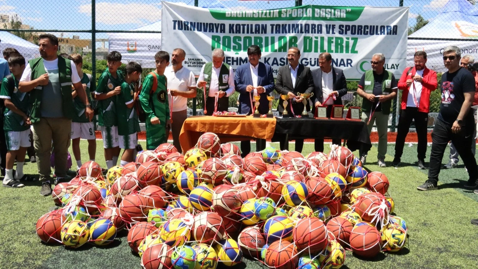 “Bağımsızlık Sporla Başlar” Futbol Turnuvası Sona Erdi